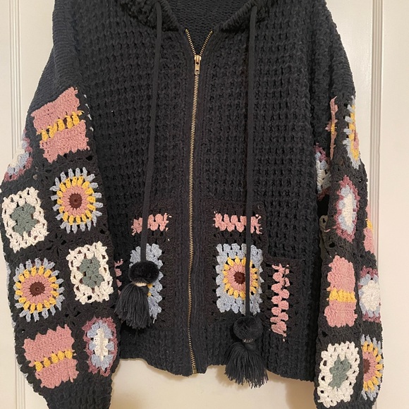 Surrealist Sweaters - Gorgeous Granny Square Knitted Sweater!